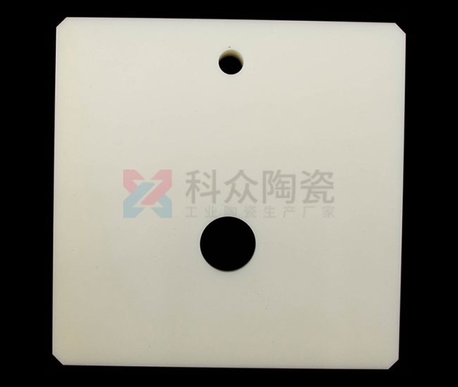 氧化鋁陶瓷件有些什么特點(diǎn)呢？（圖）
